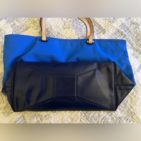 Kate Spade Large vintage Tote - Picture 3 of 13